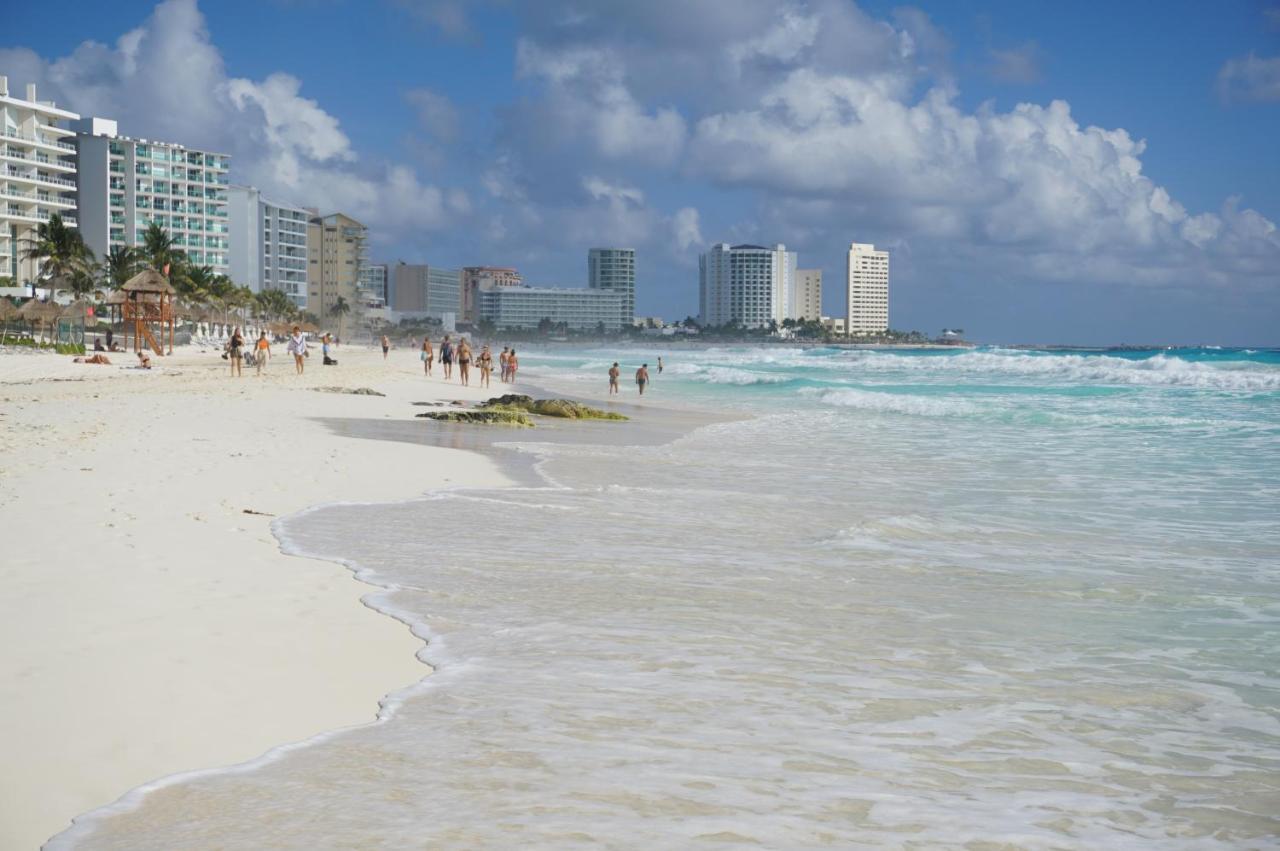 1 Bedroom Seaview Condo In Ocean Dream Resort Cancun Exterior photo